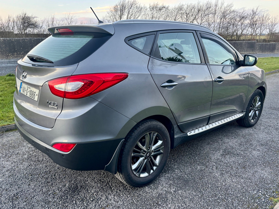 2014 Hyundai ix35 1.7 Diesel Executive 2WD 115hp €9,500