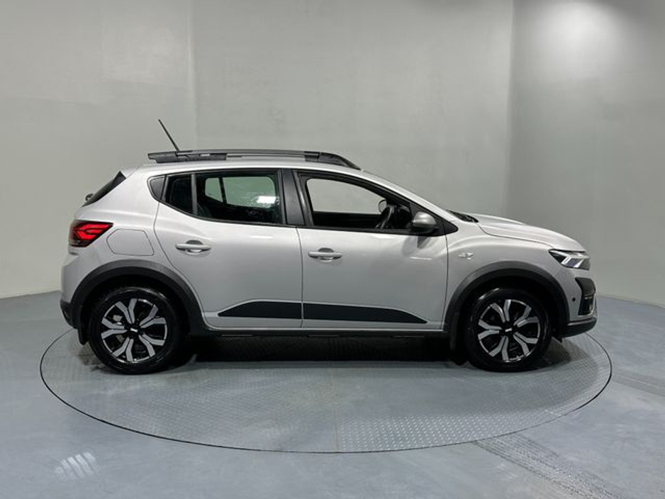2023 Dacia Sandero Stepway Journey Automatic 1.0 Petrol €18,800