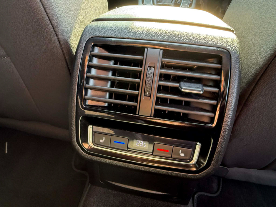 2021 Volkswagen Arteon - image 12