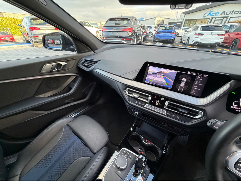 2021 BMW 1 Series - image 24