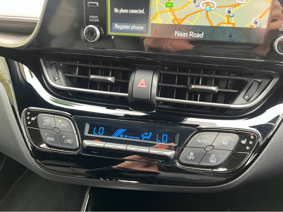 2020 Toyota C-HR - image 17