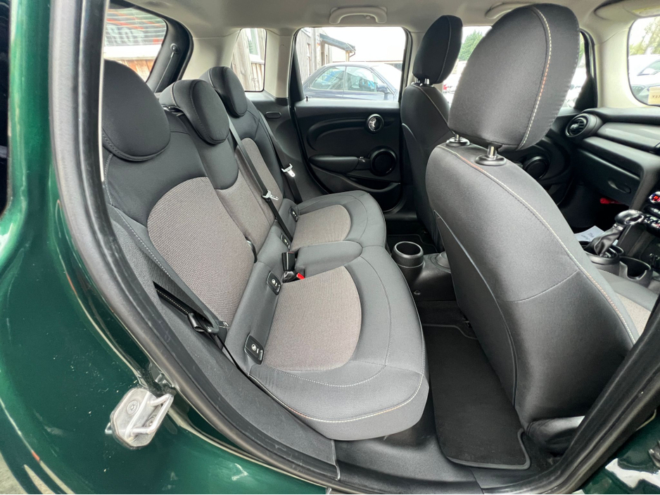 2017 MINI Cooper - image 13