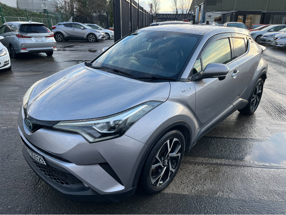 2017 Toyota C-HR 1.8 HYBRID AUTO LOW KM HIGH SPEC €17,750