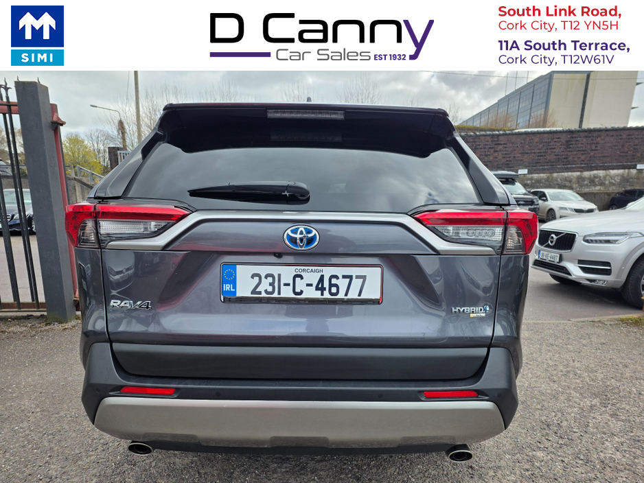 2023 Toyota Rav4 - image 10