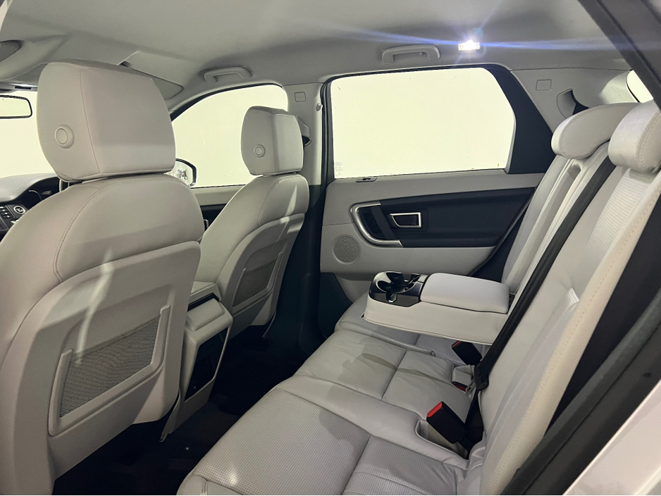 2019 Land Rover Discovery Sport - image 17