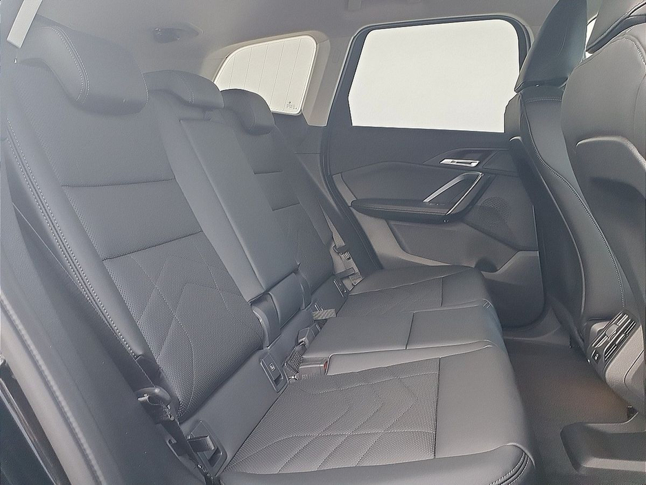 2026 BMW iX1 - image 11