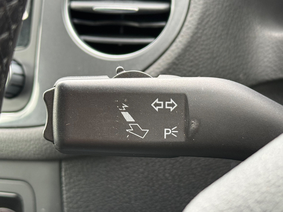 2014 Volkswagen Tiguan - image 16