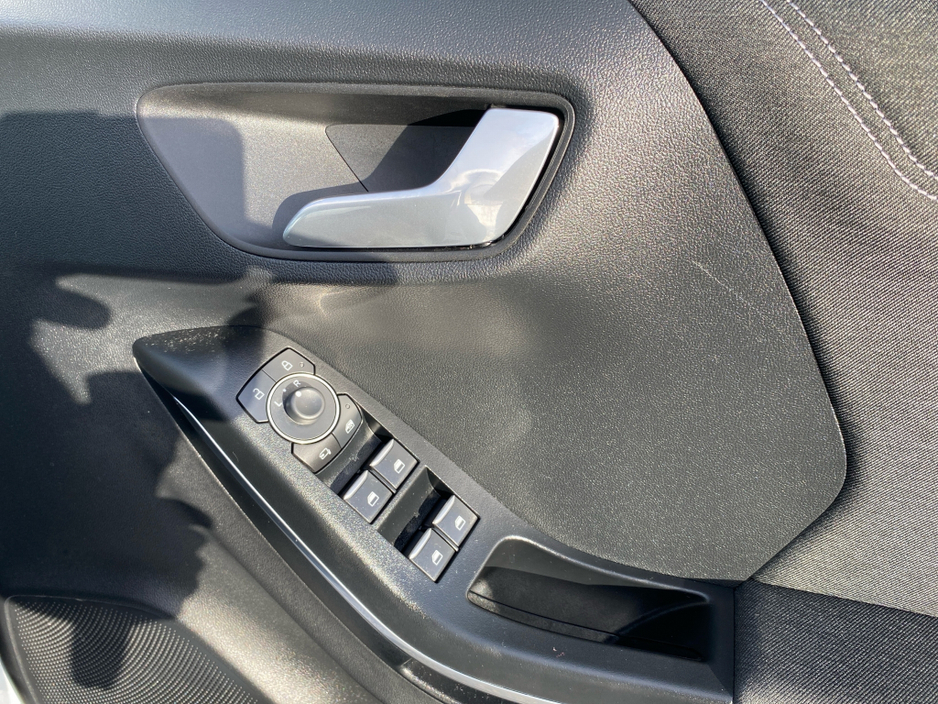 2023 Ford Puma Titanium 1.0 MHEV 125BHP... Camera €24,950