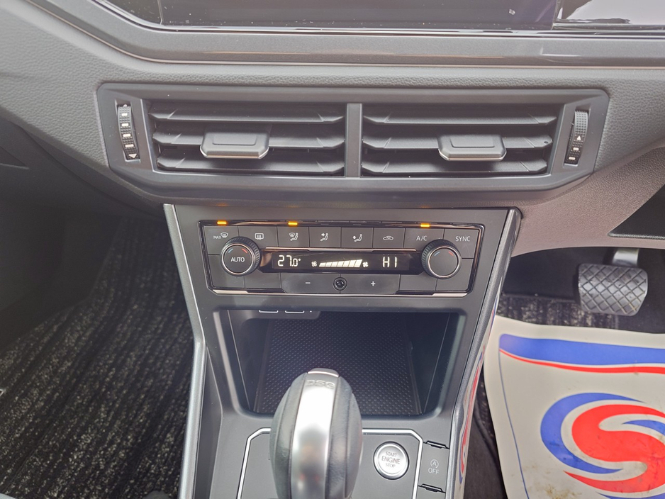 2018 Volkswagen Polo - image 14