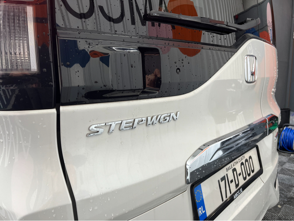 2017 Honda Stepwagon €21950 2017 HONDA STEPWAGON 7 SEATER AUTOMATIC  HYBRID G SENSING 2.0 AUTOMATIC / CRUISE CONTROL / REVERSE CAMERA / AUTOMATIC DOORS / 7 SEATS €21,950