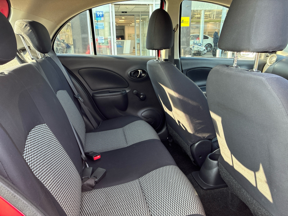 2015 Nissan Micra - image 10
