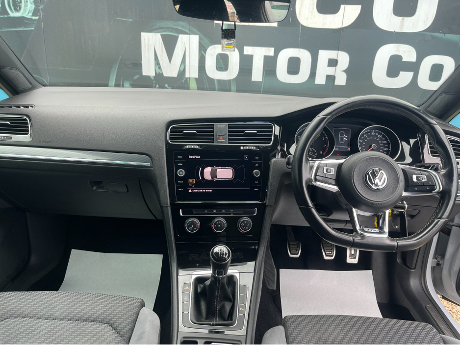 2018 Volkswagen Golf - image 8