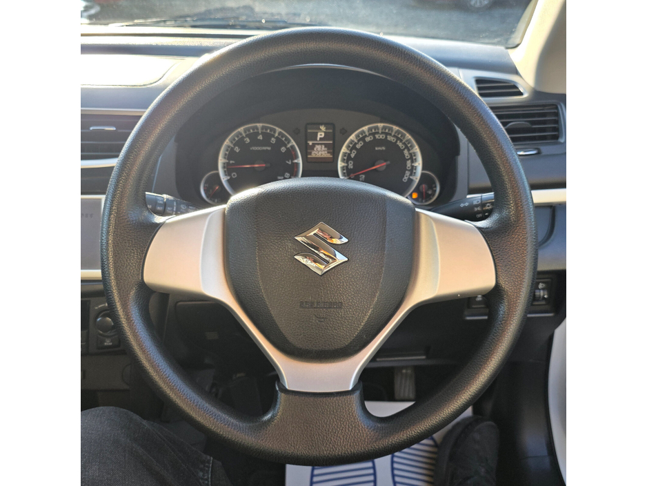 2016 Suzuki Swift 1.2 GLX Automatic €9,950