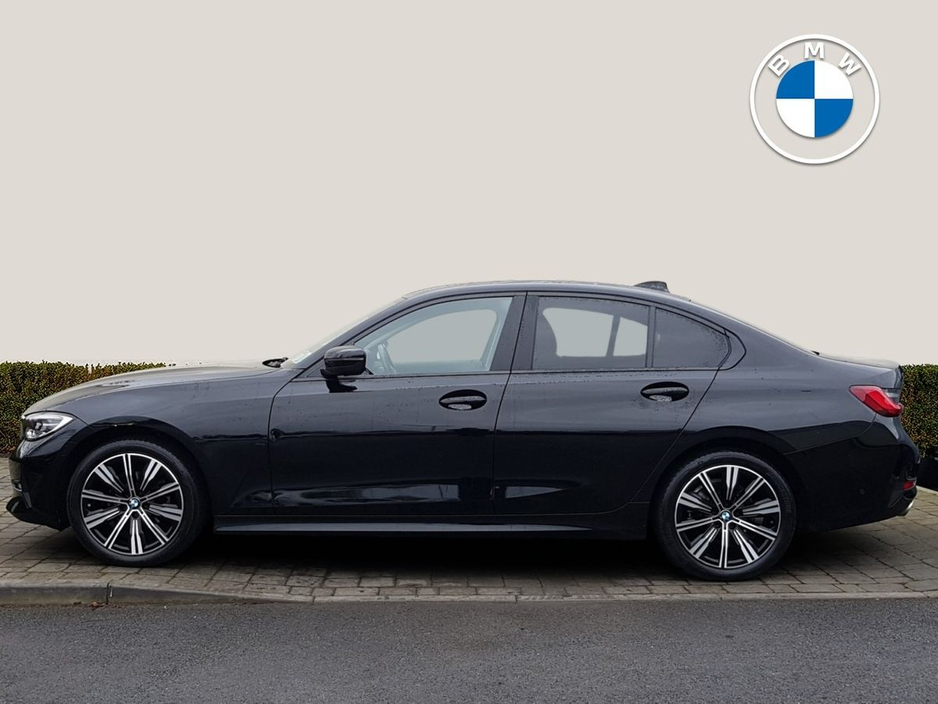 2022 BMW 3 Series 318d SE €39,995