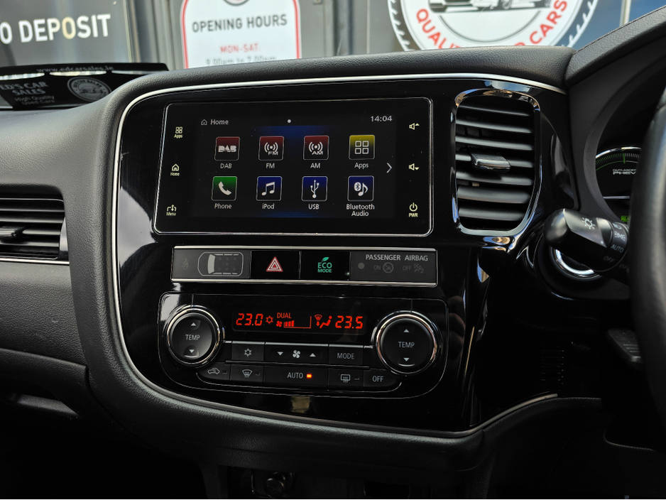 2019 Mitsubishi Outlander - image 17