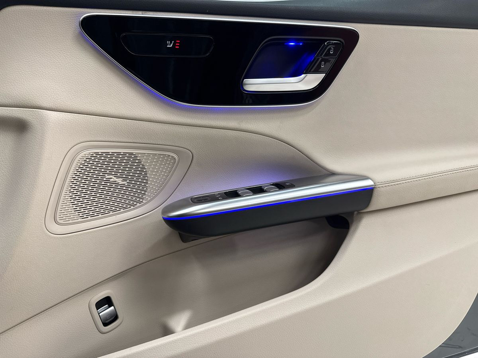2023 Mercedes-Benz C Class - image 23