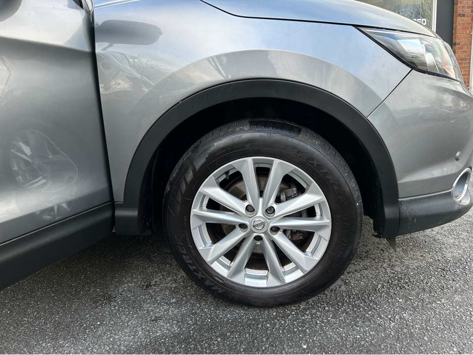 2017 Nissan Qashqai 1.2 Automatic - NCT & Tax - Low Mileage & Great Price - Trade-In Welcome - Assured Dealer Warranty - €12,950