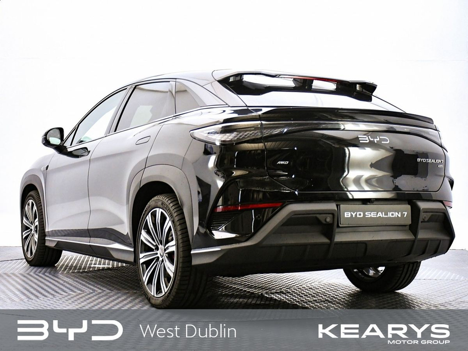 2026 BYD Sealion 7 - image 8