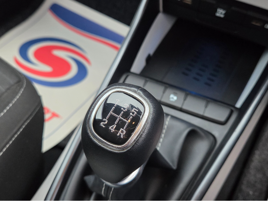 2022 Hyundai i20 DELUXE PLUS 5DR €17,950