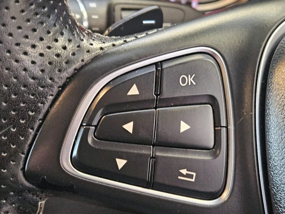 2016 Mercedes-Benz GLA Class - image 10