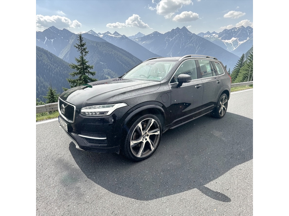 2016 Volvo XC90 - image 8