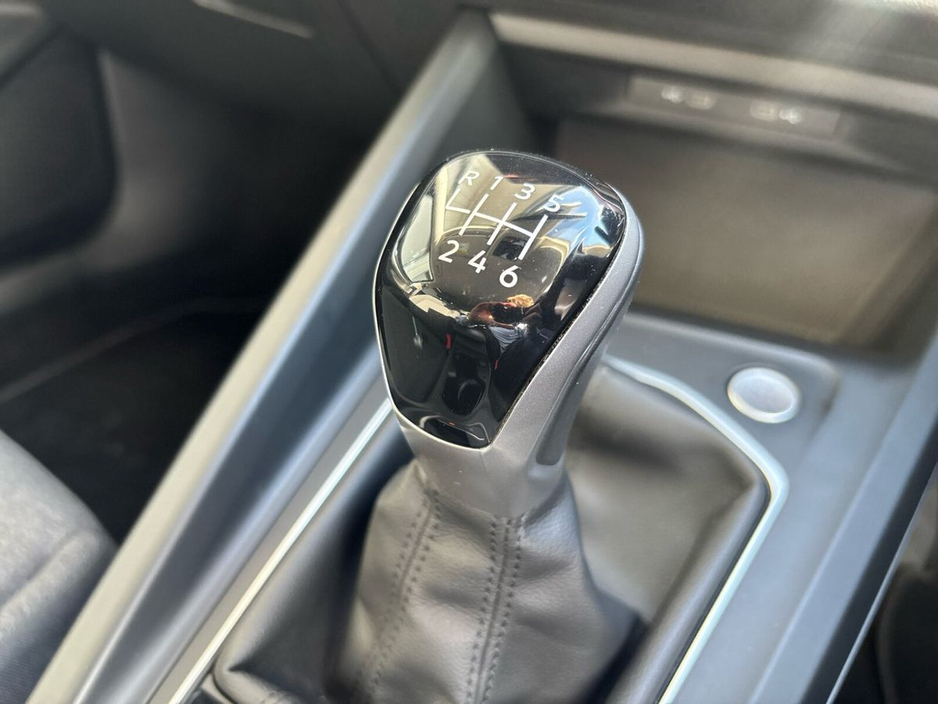 2025 Volkswagen Golf GOLF EDITION 75 2.0 TDI 116HP €31,975