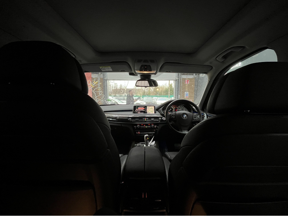 2016 BMW X5 - image 21