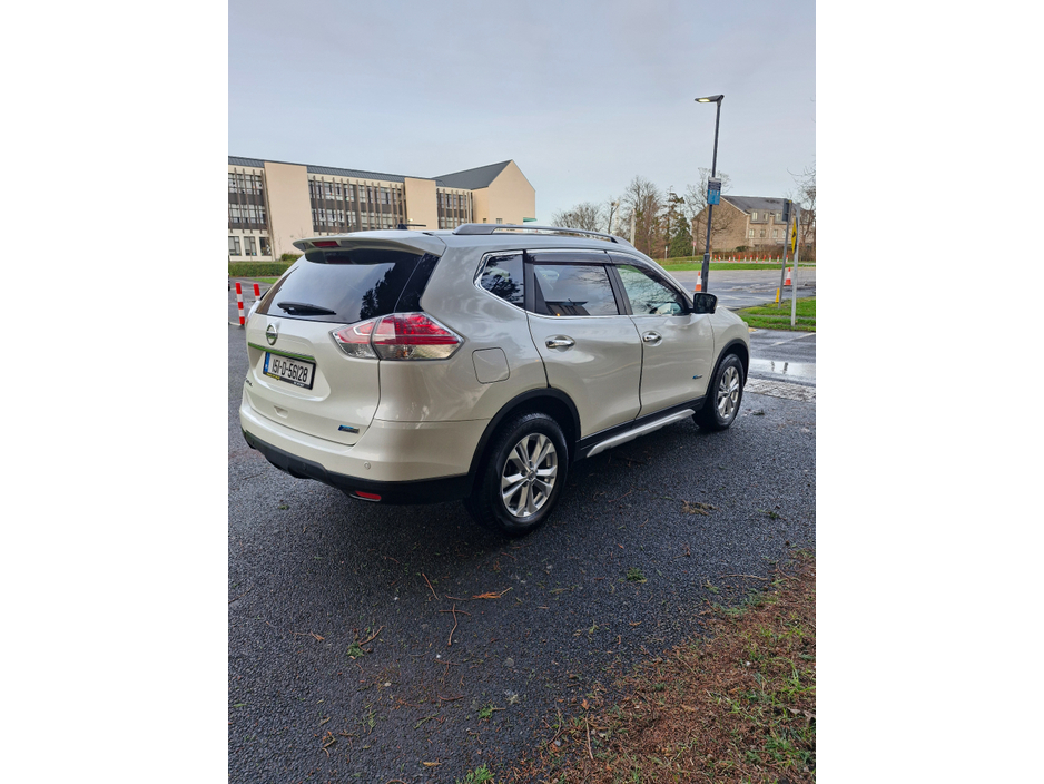 2015 Nissan X-Trail HNT32 5DR AUTO €15,995