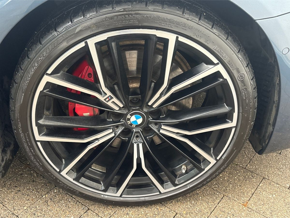 2023 BMW 5 Series - image 14