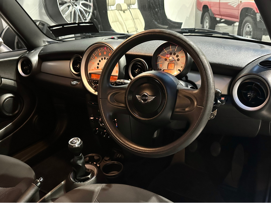 2013 MINI Clubman COOPER D CLUBMAN VAN 2.0