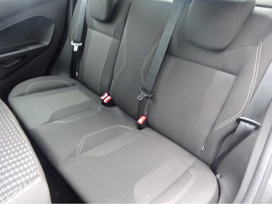 2016 Ford Fiesta TITANIUM 1.25 PETROL 60PS 5 DOOR LOW MILEAGE KEY 104 €9,950