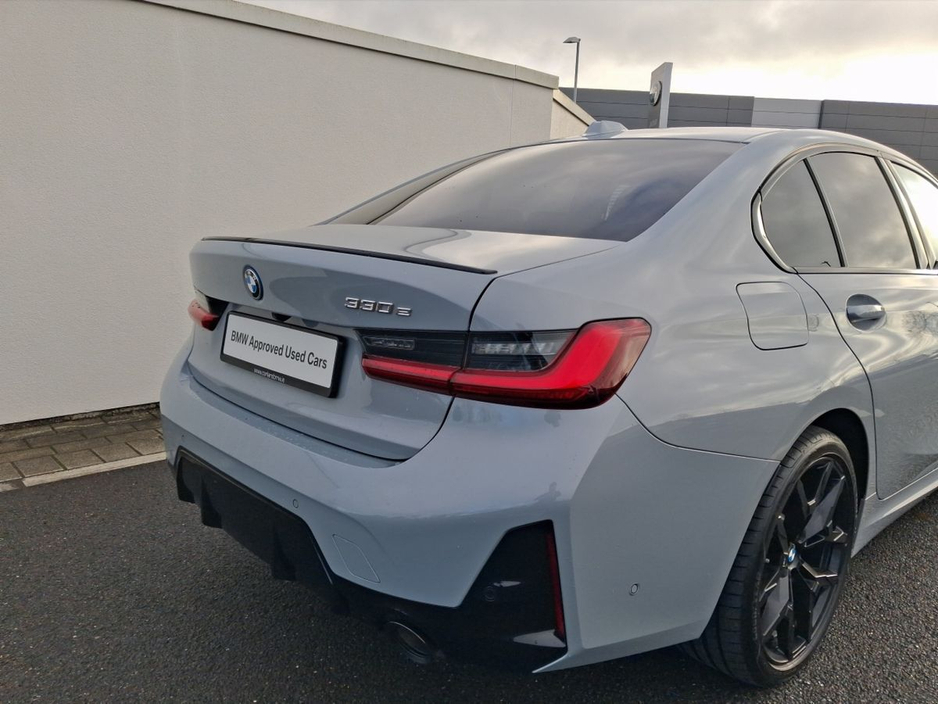 2025 BMW 3 Series 330e M Sport €65,950