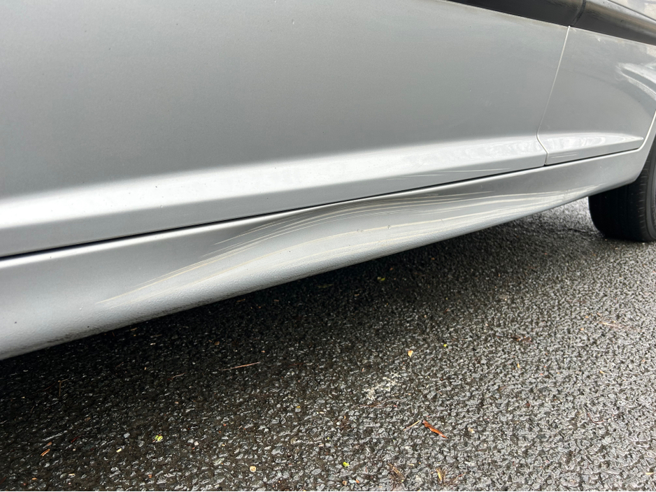 2007 Peugeot 207 - image 9