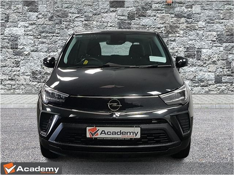 2022 Opel Crossland - image 5