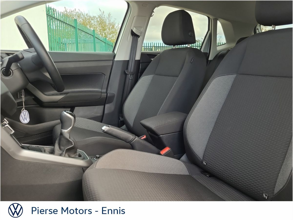 2025 Volkswagen Polo - image 7