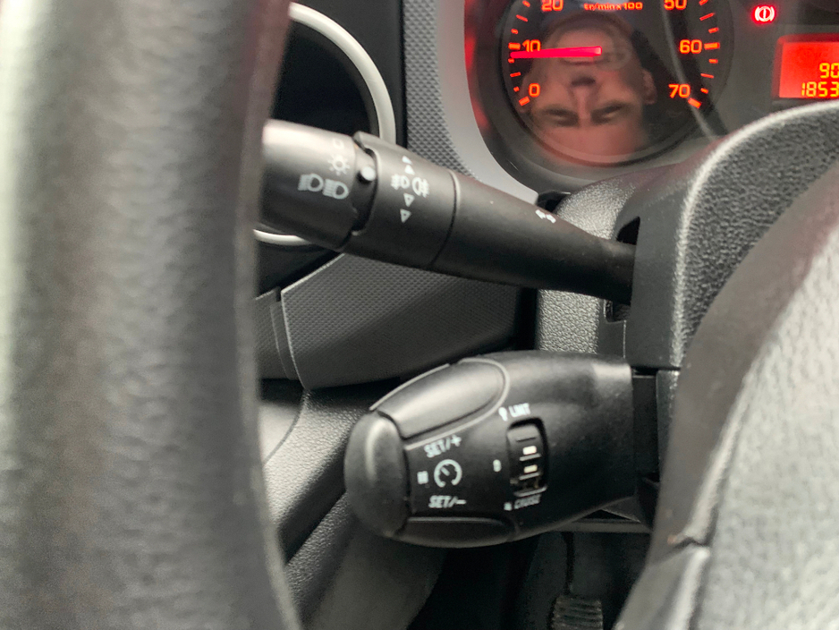 2017 Peugeot Partner 1.6 HDI 75BHP PROFESSIONAL 3 SEATER // PRICE EXCL. VAT // ONE OWNER // EXCELLENT SERVICE HISTORY // €6,463