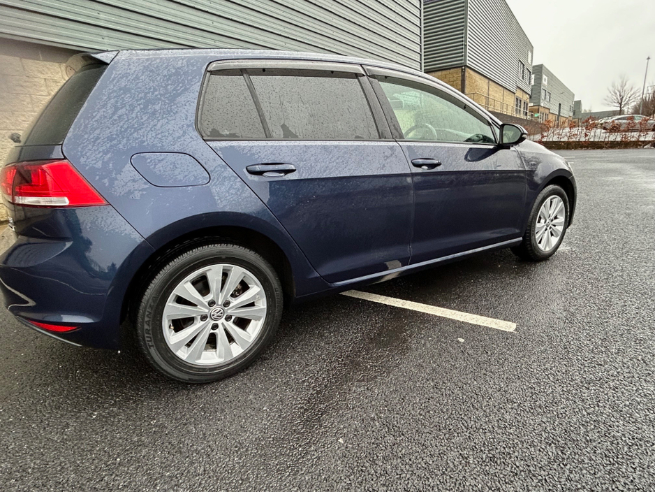 2016 Volkswagen Golf - image 5