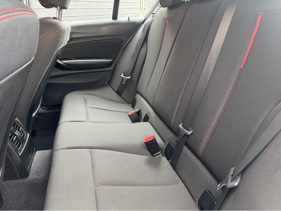 2014 BMW 1 Series - image 14