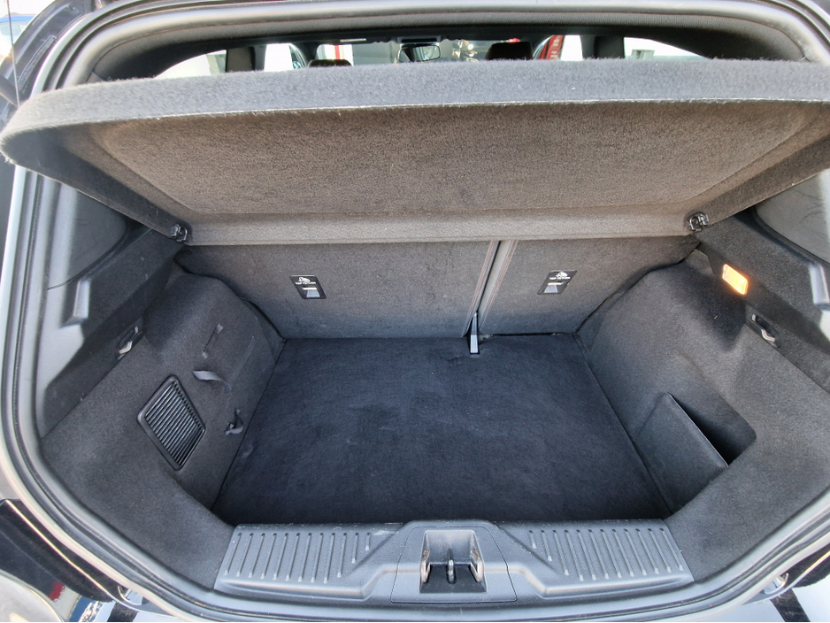 2019 Ford Fiesta - image 31