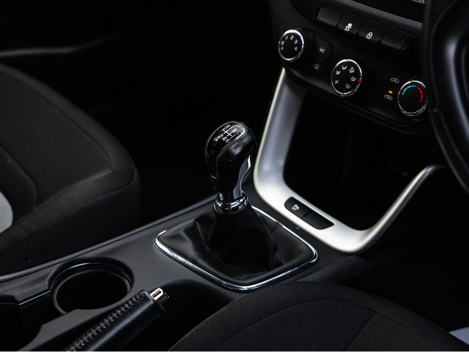 2015 Kia Ceed - image 17