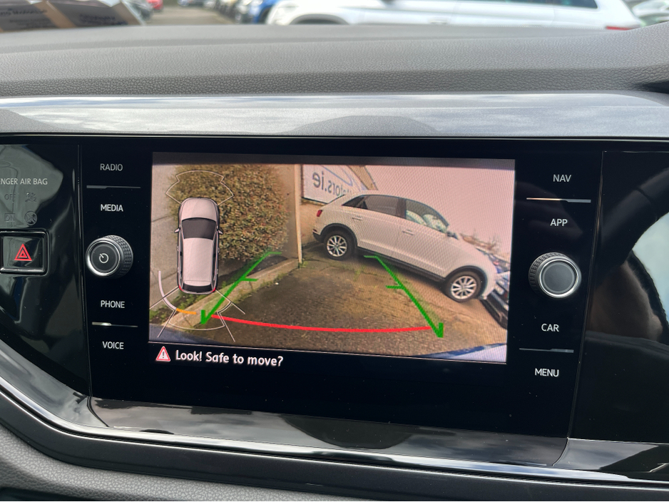 2020 Volkswagen Polo - image 21