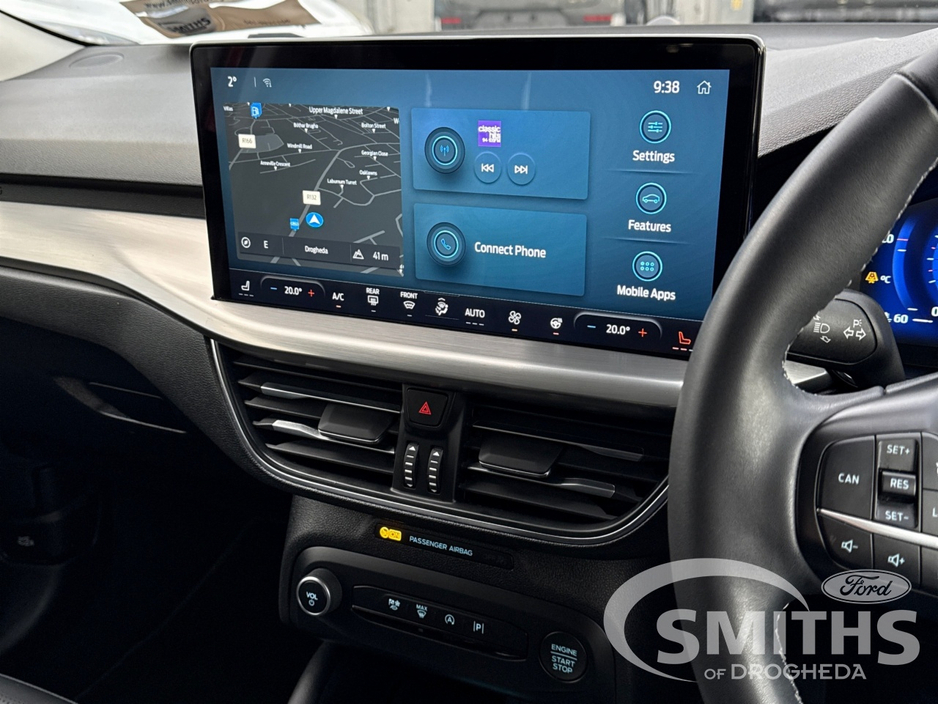 2022 Ford Focus - image 11