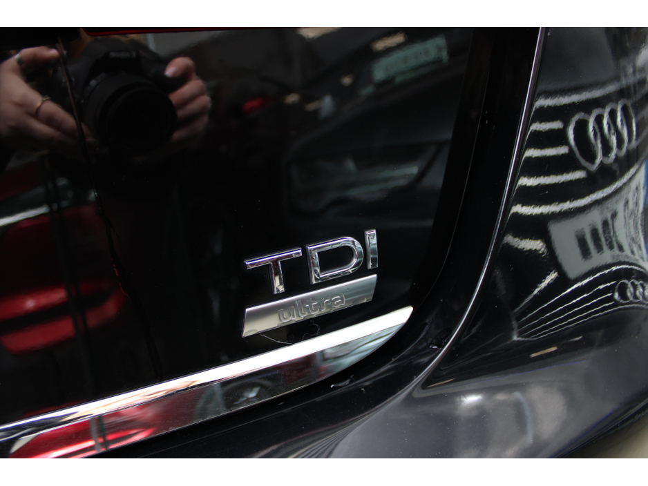 2017 Audi A6 - image 6