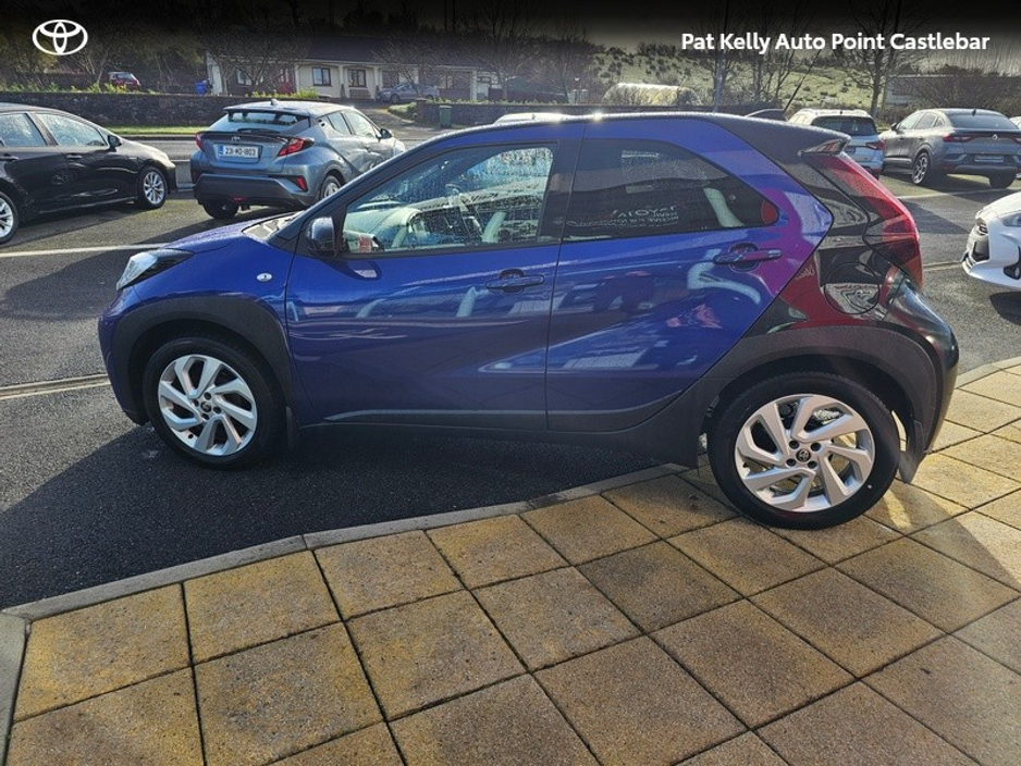 2023 Toyota Aygo - image 16