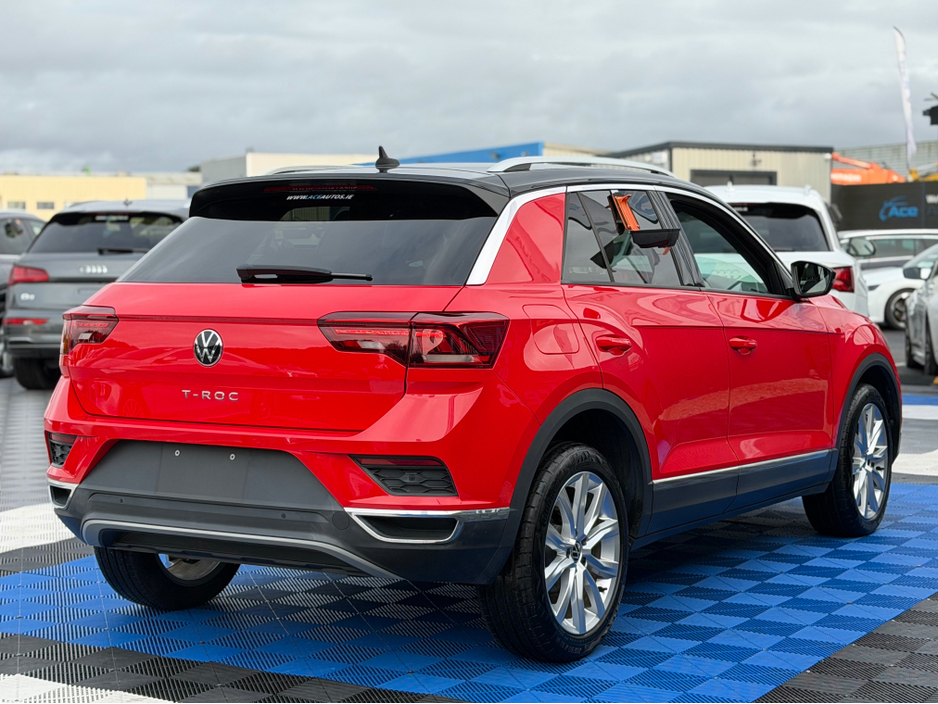 2020 Volkswagen T-Roc - image 7