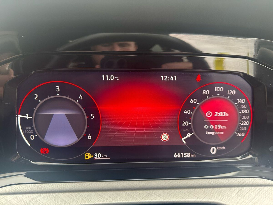 2023 Volkswagen Golf 2.0 TDI 115HP Life €24,975