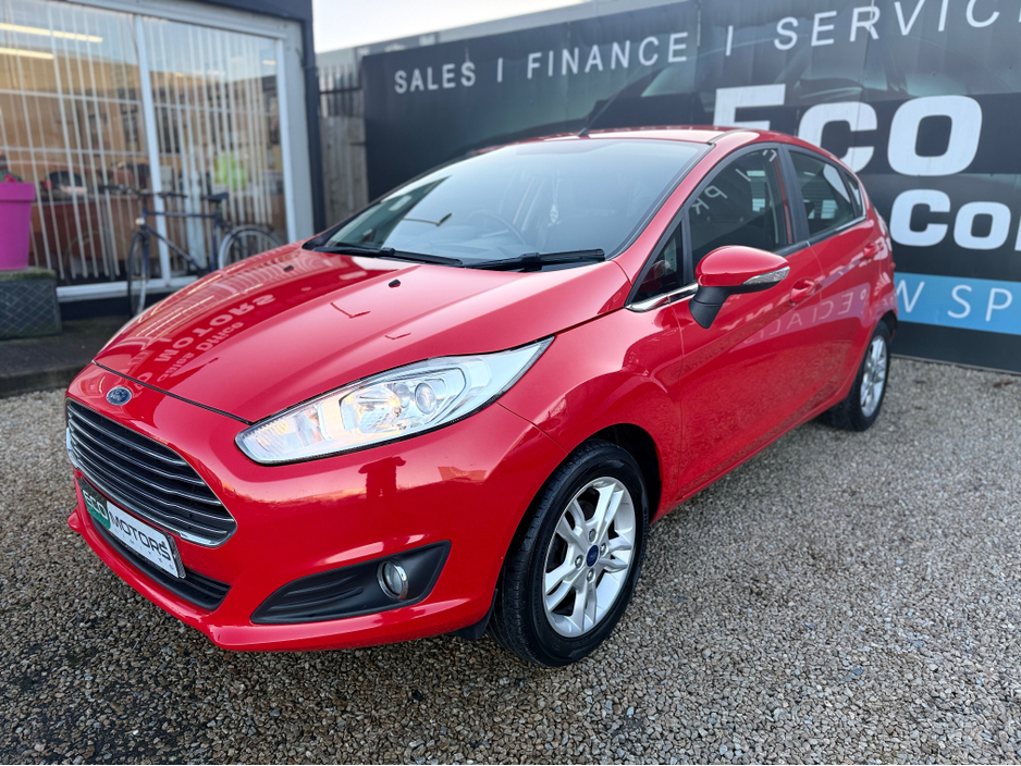 2014 Ford Fiesta ZETEC - 1.2 - LOW INSURANCE - LOW ROAD TAX - IDEAL STARTER/LEARNER CAR OR FAMILY CAR €8,495