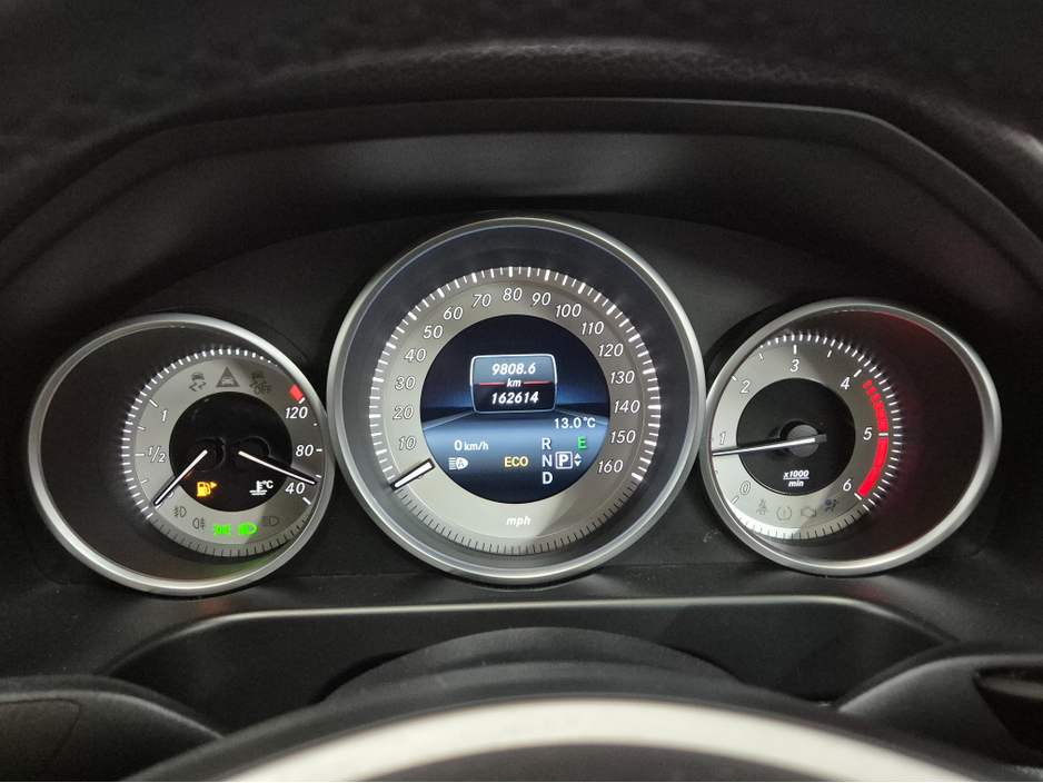 2015 Mercedes-Benz E Class - image 14