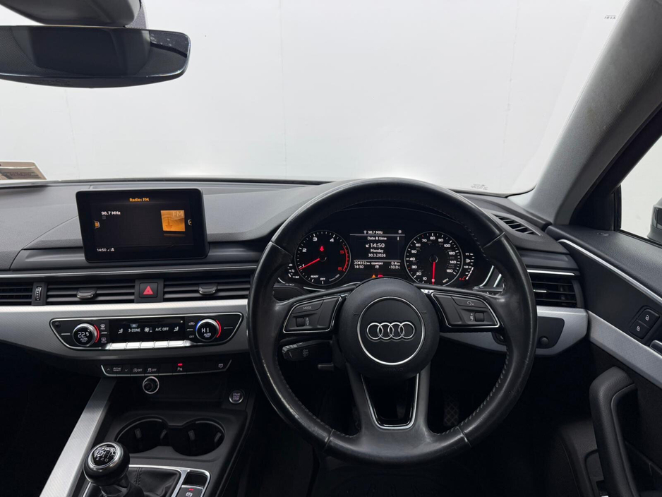 2017 Audi A4 - image 10