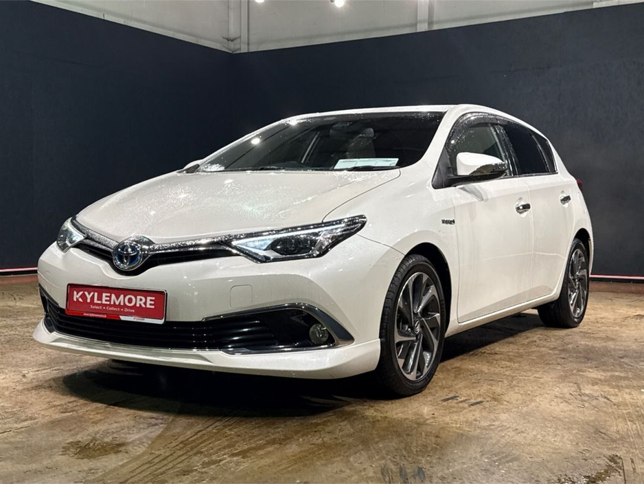 2017 Toyota Auris - image 7